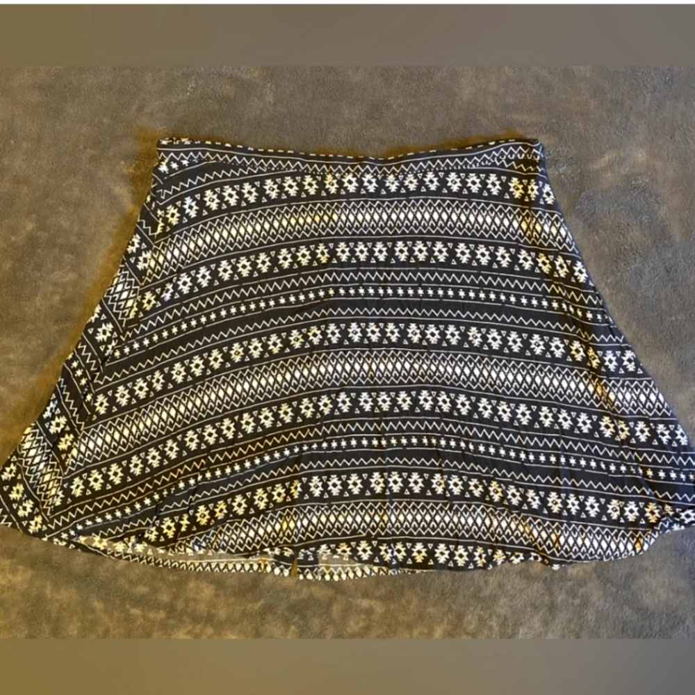 Women's Size 12 H&M Skirt